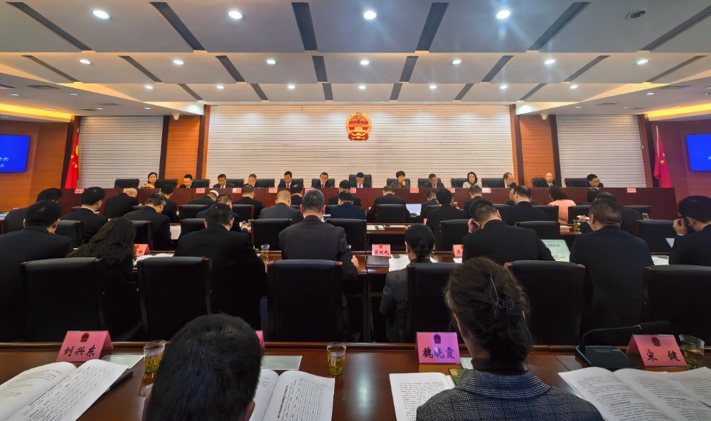 市八届人大常委会第三十五次会议召开